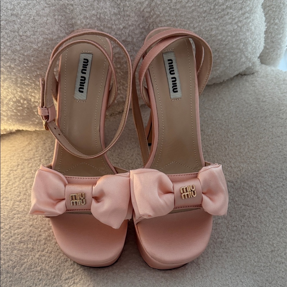 Miu Miu Blush Pink satin Bow platform Heels size 37